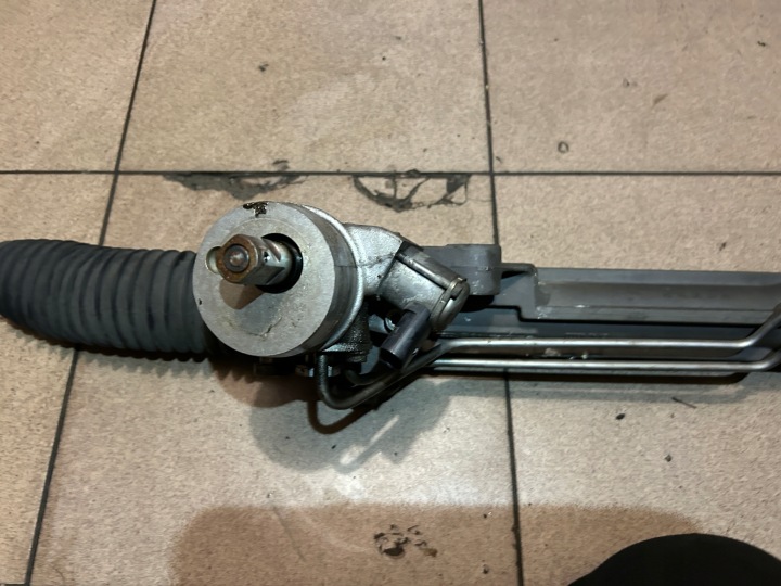 CRÉMAILLÈRE DE DIRECTION SERVOTRONIC AUDI A6 C6 2.7 TDI 3.0 TDI LIFT
