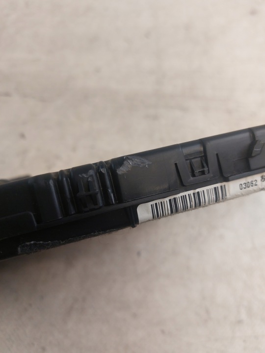 MODULE FUSIBLE RENAULT LAGUNA II 1.8