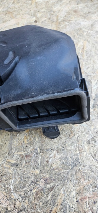 MERCEDES W212 ADMISSION AIR A2128300103