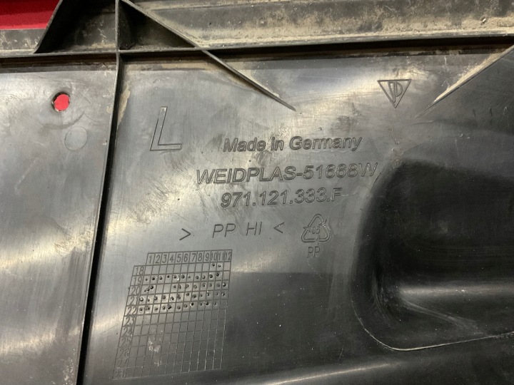 PORSCHE PANAMERA II 971 4.0 TURBO GUIDE D'AIR GAUCHE 971121333F