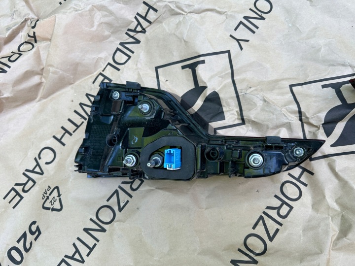 AUDI A4 8W9 B9 LIFT UNIVERSEL 20- PHARE ARRIÈRE MATRIX USA