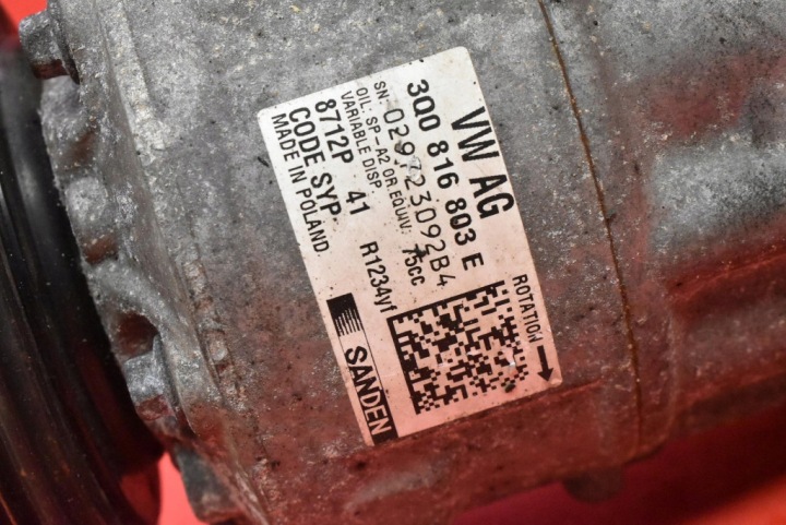 POMPE COMPRESSEUR DE CLIMATISATION 3Q0816803E SKODA FABIA 3 III 1.0 MPI 60 KM 21-