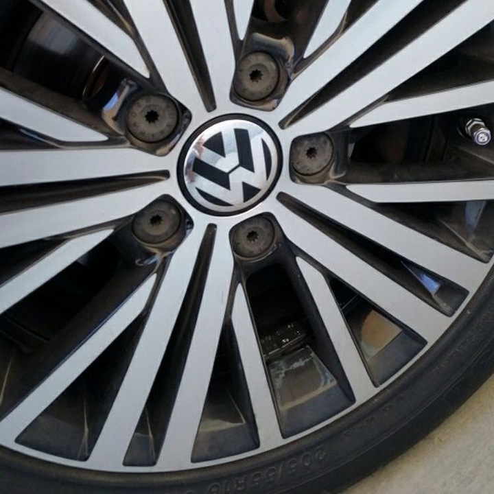 TAPACUBOS TAPAS CIEGAS KAPSLE ZNACZKI PARA DISCOS VOLKSWAGEN - 56 MM 4 PIEZAS 