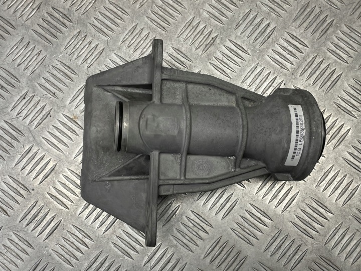BMW OE 8639382 8639383 X3 G01 SUPPORT FIXATION POIGNÉE DEMI-ARBRES