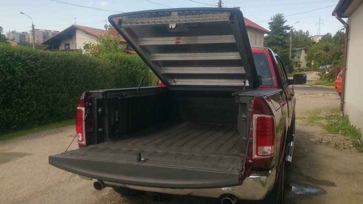 DODGE RAM ASSEMBLY COVERING BOX CABIN 