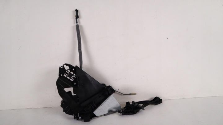 VOLVO XC60 I LIFT SERRURE DE PORTE GAUCHE ARRIÈRE 30753339, 30753337