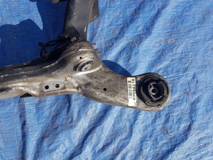 BERCEAU ARRIÈRE MERCEDES SL R230 W230 POUTRE CHÂSSIS CHÂSSIS 2303501600