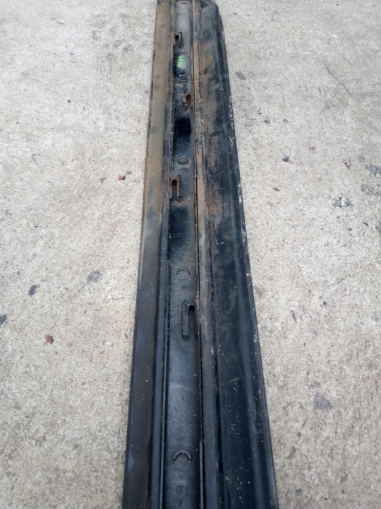 AUDI A4 B6 MOULURE INFÉRIEURE PORTES DROIT ARRIÈRE COULEUR LY7H 10-112
