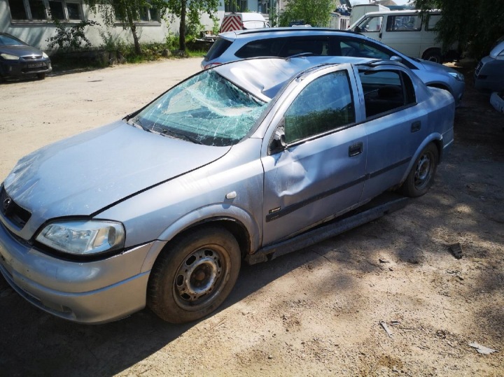 OPEL ASTRA ORDINATEUR MOTEUR 2000 1.6L 09355929