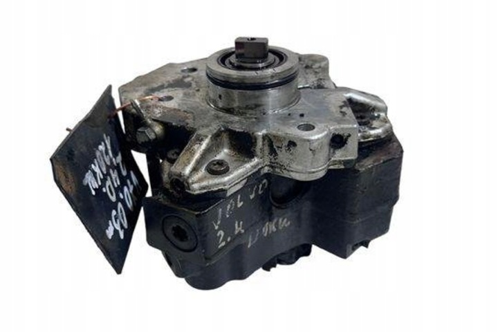 POMPE CARBURANTS VOLVO V70 II (SW) 8689591 2.4L DIESEL 120KW 2003