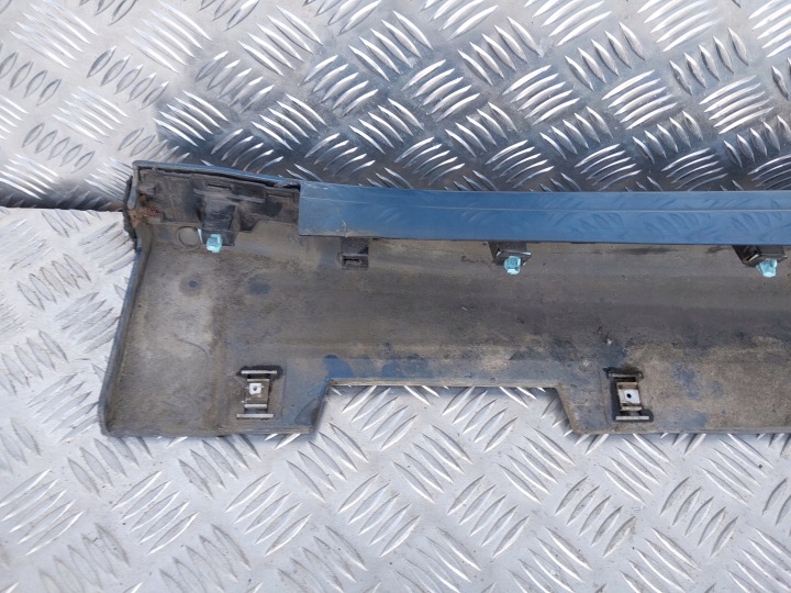MOULURE REVÊTEMENT SEUIL DROITE 87752-3Z000 HYUNDAI I40 BERLINE YU6