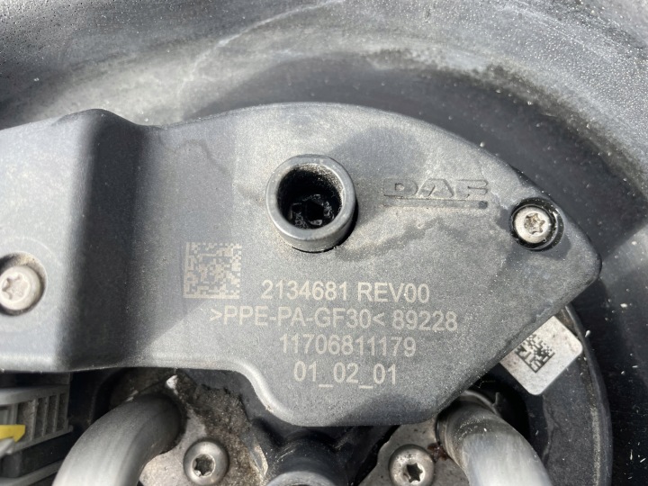 RÉSERVOIR POMPE CAPTEUR ADBLUE 2134681 DAF XF 106