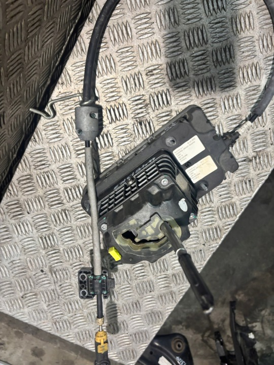 CRIC CHANGEMENTS VITESSE PEUGEOT 308 T9 981020489