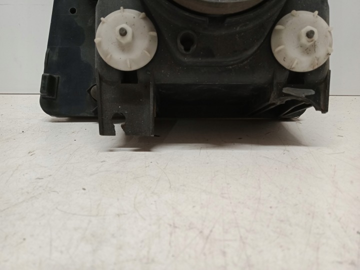 RENAULT MAGNUM DXI VEGA PHARE DROITE 5010623619