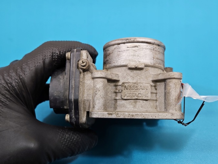 PAPILLON DES GAZ NISSAN QASHQAI I J10 06-13 1,6 16V KR16 SERA526-01 RME50-11