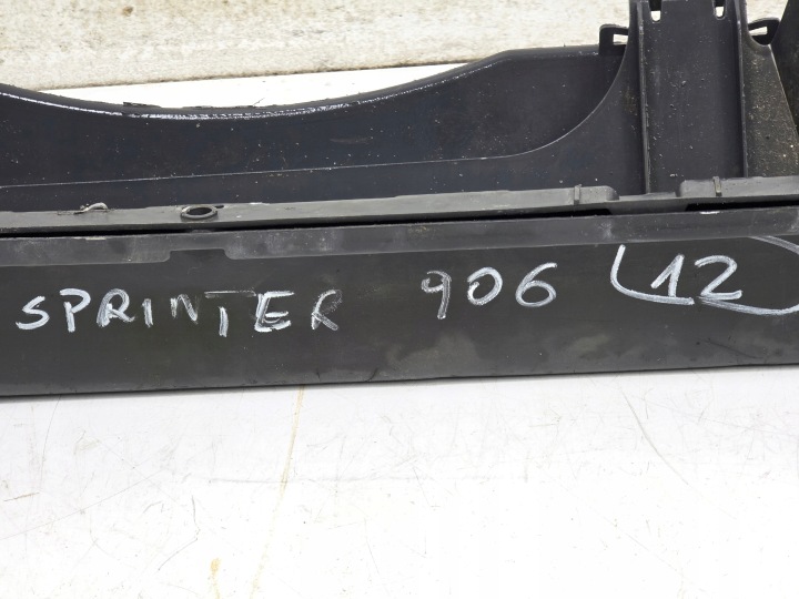 SPRINTER W906 PARE-CHOCS ARRIÈRE ARRIÈRE POUTRE CENTRALE ANGLE GAUCHE DROIT 1Z