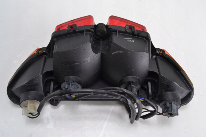 PHARE ARRIÈRE YAMAHA FJR 1300 01-05