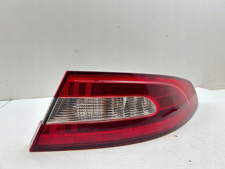 PHARE GAUCHE ARRIÈRE JAGUAR XF (X250) 239304 3.0L DIESEL 202KW 2013