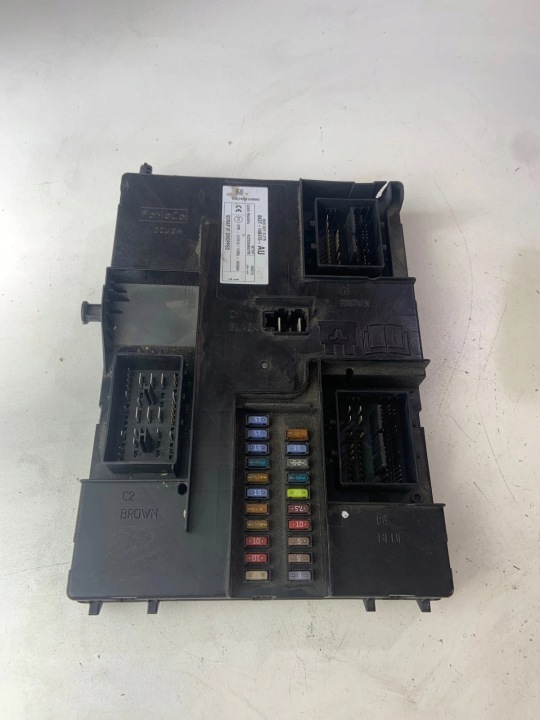 BOÎTE FUSIBLES MODULE FUSIBLE FORD TRANSIT MK8 AU