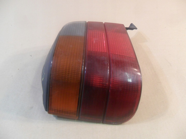 PHARE GAUCHE BMW 318 TOURING BMW E36 8371933