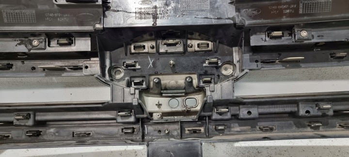 CALANDRE RADIATEUR FORD EDGE SPORT 15-18