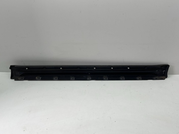 MOULURE SEUIL DROITE SKODA YETI MONTE CARLO 2014- 5L6853752