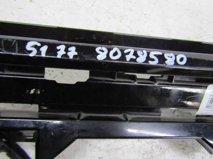 MOULURE SEUIL DROITE BMW G26