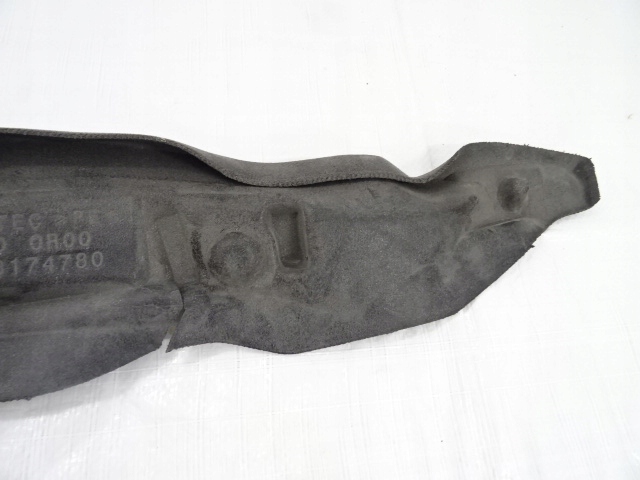 CITROEN C3 III GAUCHE INSONORISATION POLYSTYRÈNE GARDE-BOUE AVANT 9813174780