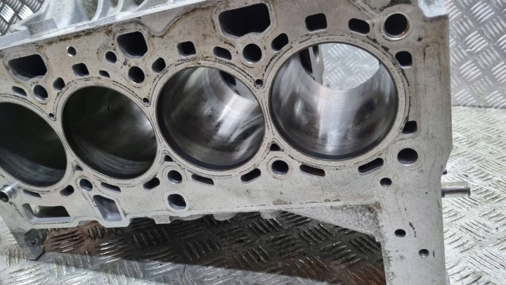 BLOC MOTEUR NOMINAL 7797922 N47D20A BMW E60 E61 E83 E84 E87 E90 E91 2.0 D