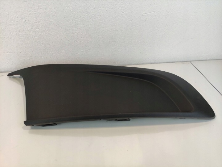 VW TOURAN II 2 GRILLE HALOGÈNE DROIT AVANT 1T0853666R