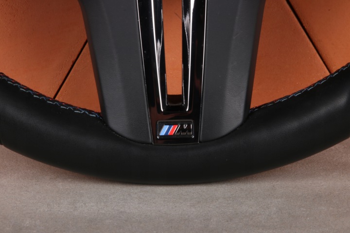 BMW X5M F95 X6M F96 LCI XM G09 VOLANT MODULE AVEC CHAUFFAGE PALETTES WIBRACJA
