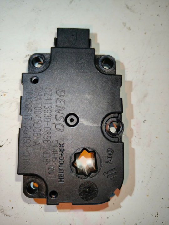 PETIT MOTEUR RÉCHAUFFEURS AUDI A6 C7 A7 ZBAT0045D08 CZ113930-0856