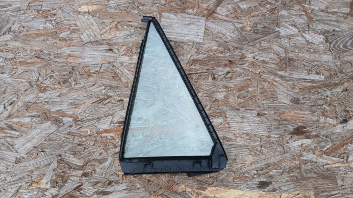 VITRE DE PORTIÈRE DROIT ARRIÈRE PETITE TRIANGLE MAZDA 6 GG BERLINE