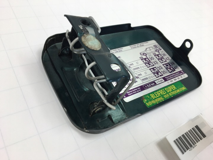 CLAPET GOULOTTE DE REMPLISSAGE CARBURANTS RÉSERVOIR CARBURANTS MERCEDES W124 CABRIO A124