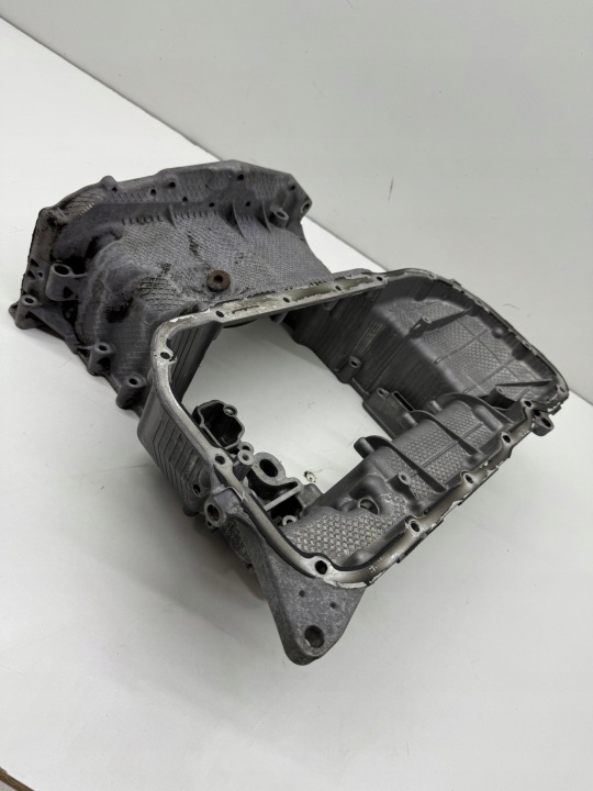 AUDI A7 A6 C7 3.0 TDI CDU SUPÉRIEURE CARTER HUILES HUILEUX POUCES FONCTIONNEL ORIGINAL
