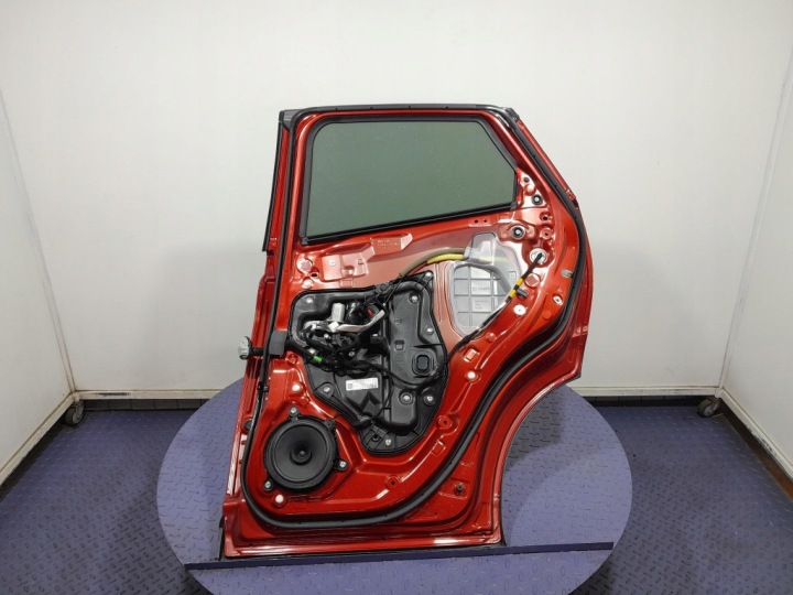 MAZDA CX-3 I LIFT 18- CROSSOVER PORTES ARRIÈRE DROIT 46V