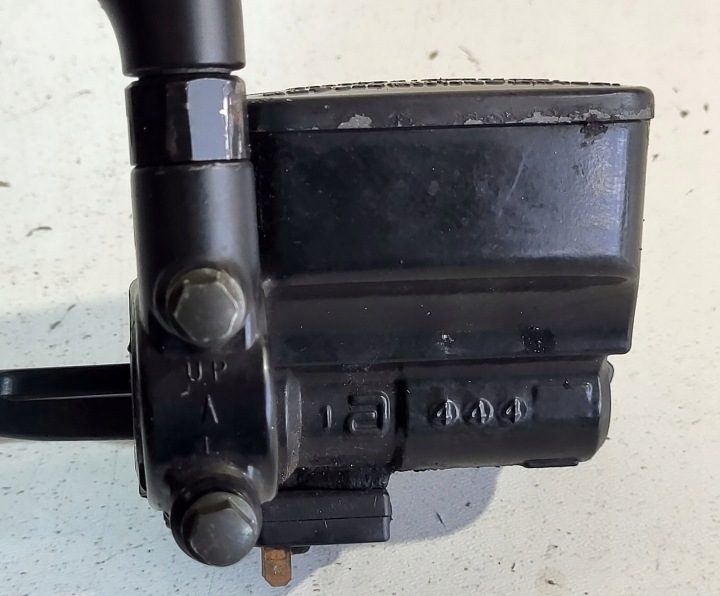 POMPE DE FREIN ARRIÈRE RÉTROVISEUR GAUCHE YAMAHA MAJESTY 400 2005-2015R