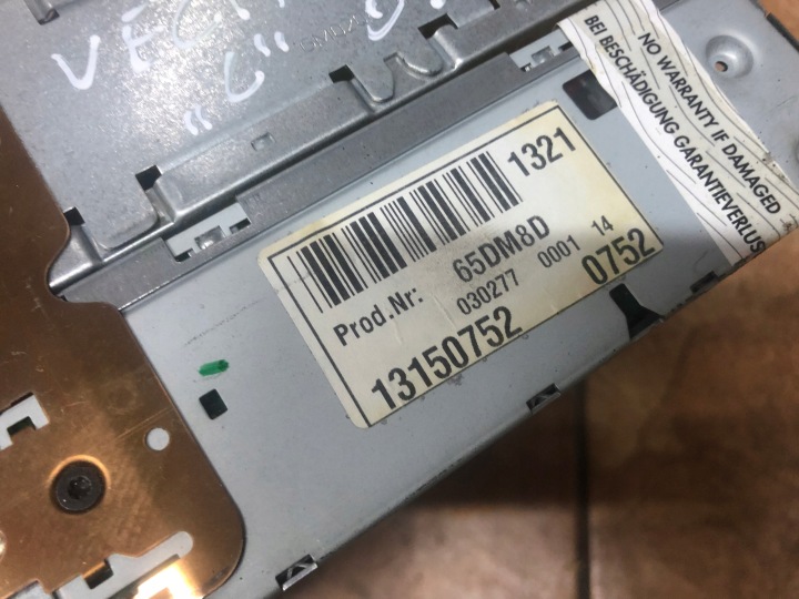 RADIO VECTRA C 2.2DTI 03R.KOMBI