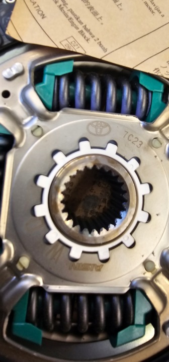 31250-42021 DISQUE ADHÉRENCE EMBRAYAGE TOYOTA COROLLA RAV4