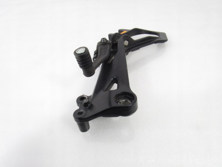 SET PASSAGER GAUCHE PODNOZEK KTM RC 390, 18R ABS