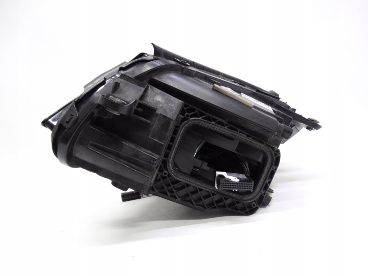 MERCEDES C W205 PHARE DROITE COMPLET LED A2059066006