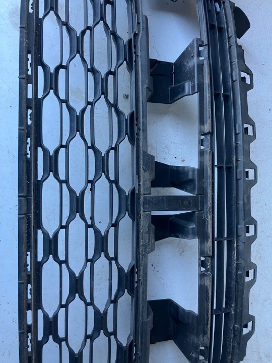 GRILLE CENTRALE PARE-CHOCS INFÉRIEURE C4 GRAND PICASSO II AA36427650 AVANT RESTYLAGE