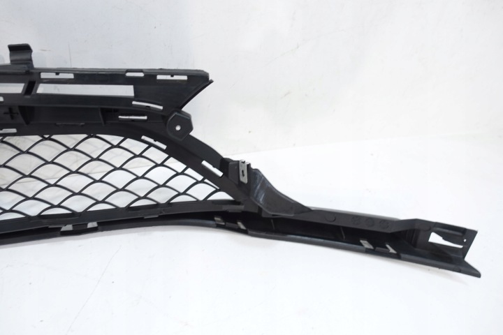 MERCEDES C-KLASA W205 AMG 63 CALANDRE GRILLE GRILLE PARE-CHOCS AVANT A2058852323