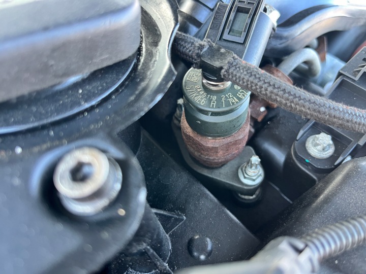 MOTEUR 25 6D 2 POTEAU M57D25 2004 R BMW E60 525D E90 325D