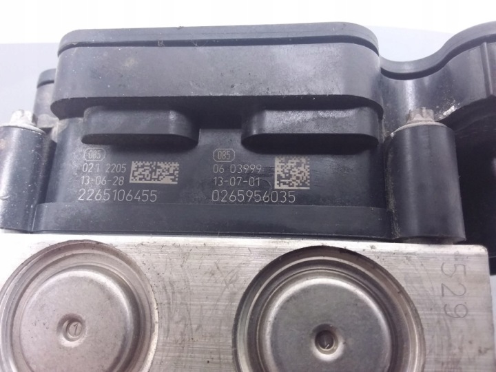 DACIA SANDERO II 1.2B POMPE ABS 476608644R 0265243365