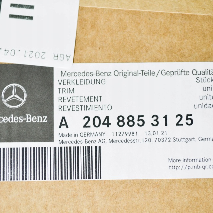 MERCEDES-BENZ C W204 INFÉRIEURE MOULURE PARE-CHOCS ARRIÈRE A2048853125ORYGINALNA