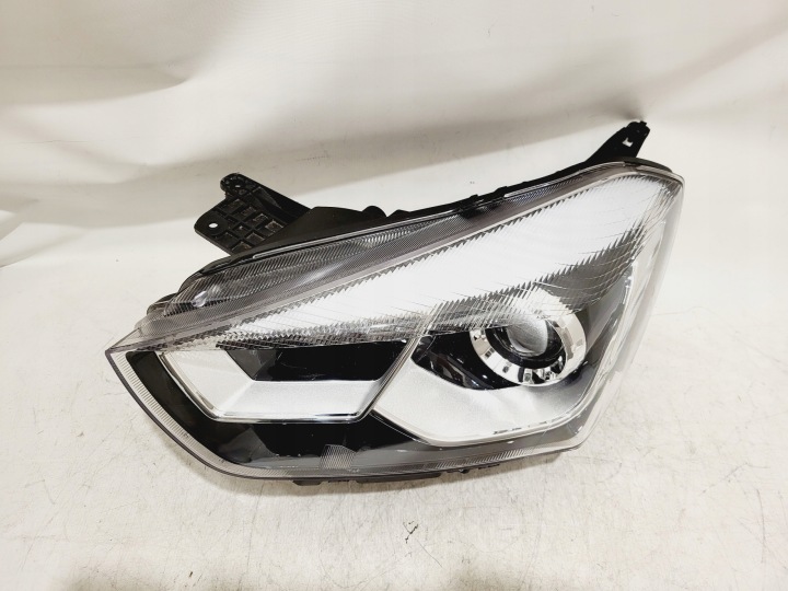 JAC IEV7S GAUCHE PROJECTEUR