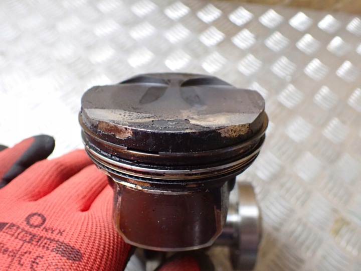 VILEBREQUIN PISTONS SKODA FABIA IV 1.0 TSI 2023R 11670