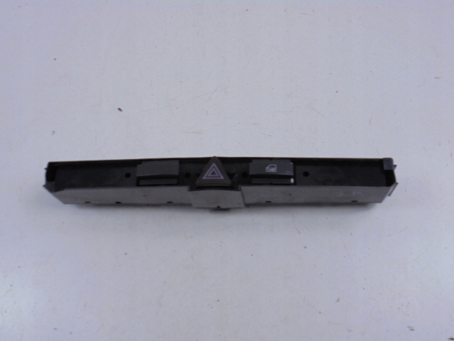 OPEL ZAFIRA B COMMUTATEUR FEUX D'URGENCE COMMUTATEUR 05-08 5D 13100105XF