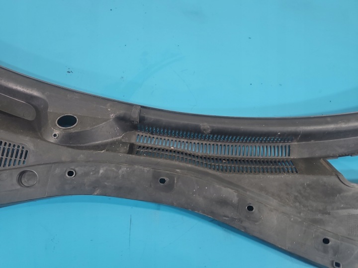 DOUBLURE DE PASSAGE DE ROUE MASERATI QUATTROPORTE VI 13- 670010468 EUROPE